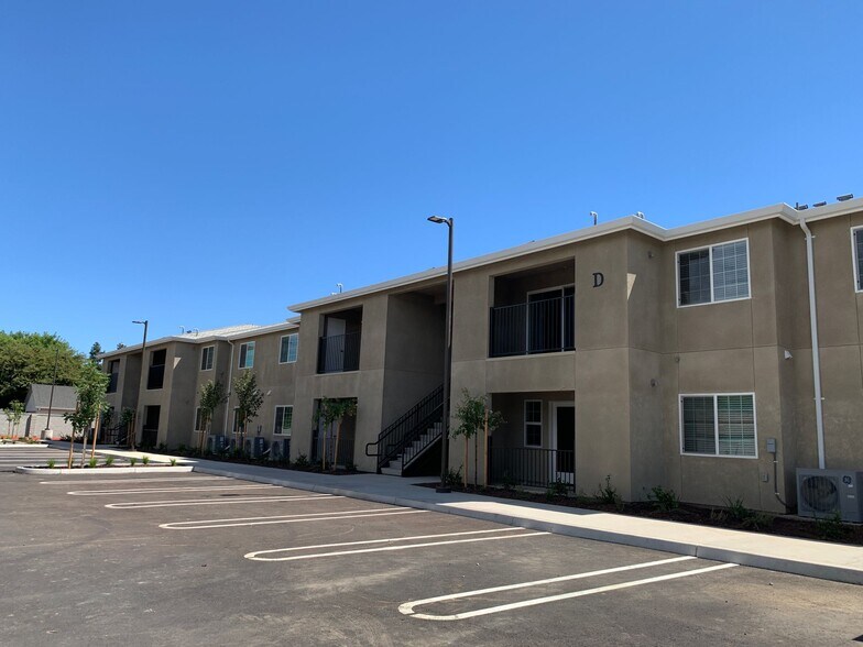 More Photos Of 2531 W Rumble Rd, Modesto Apartments For Sale