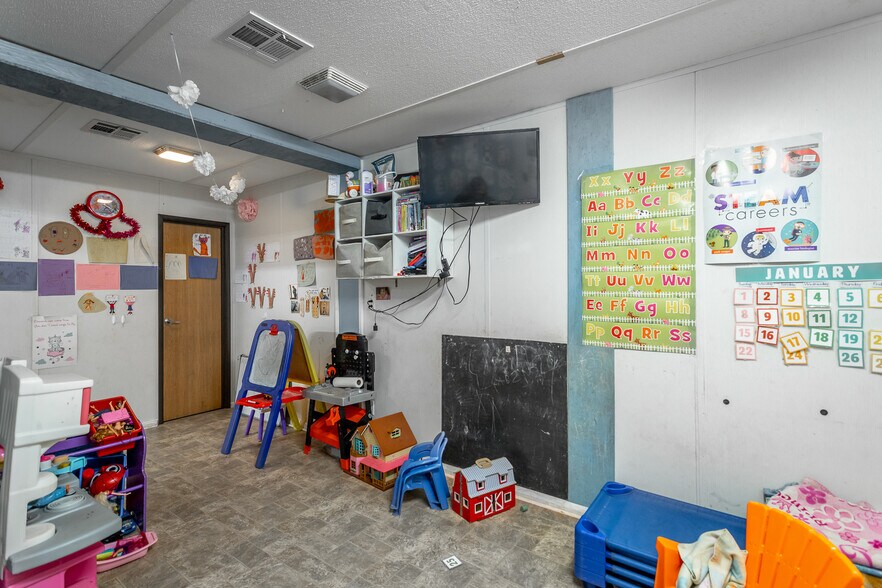 More Photos Of 8995 Dayton Pike, Soddy Daisy Restaurant For Sale