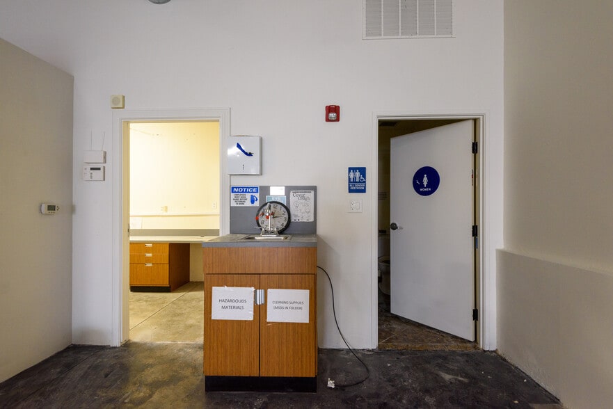 More Photos Of 4071 18th St, San Francisco Storefront Retail Residential For Sale