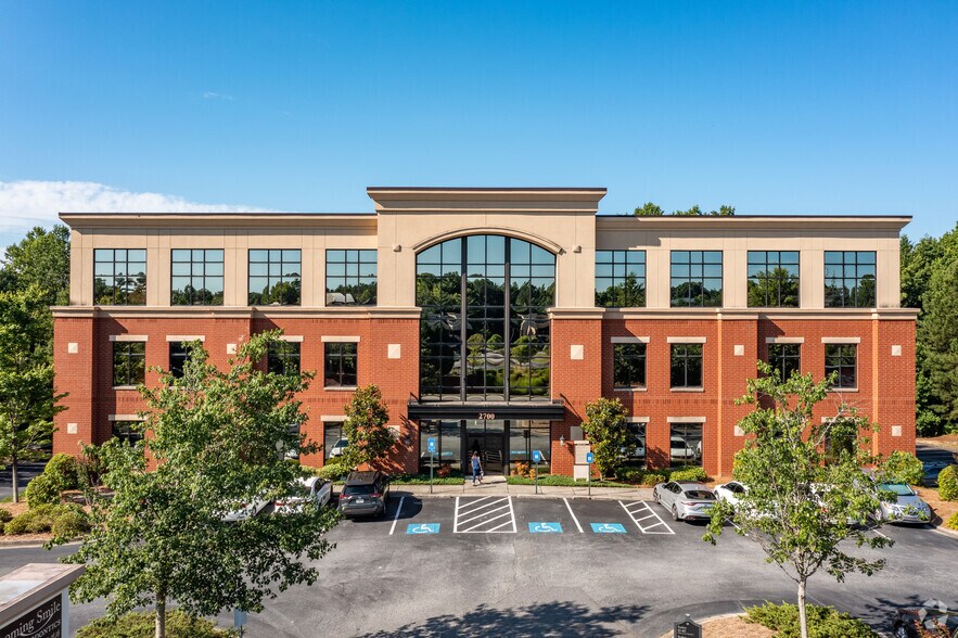 More Photos Of 2700 N Berkeley Lake Rd, Duluth Office For Sale