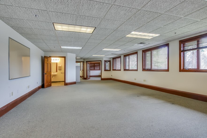 More Photos Of 12930 James St, Holland Medical For Sale