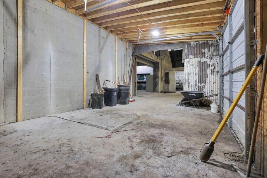 More Photos Of 435 N Elizabeth St, Lima Warehouse For Sale