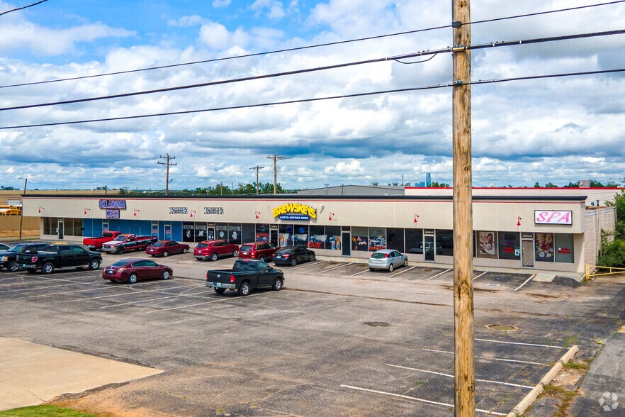 More Photos Of 2600 S Meridian Ave, Oklahoma City Storefront For Lease