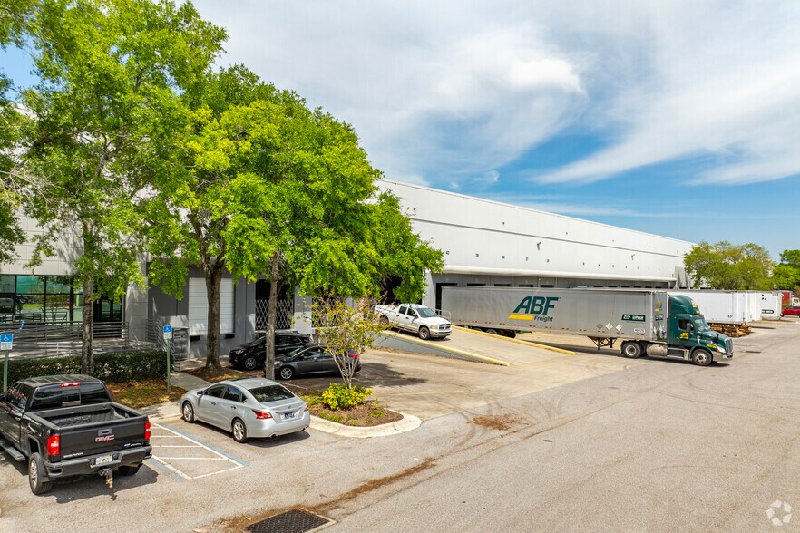 Primary Photo Of 9110 King Palm Dr, Tampa Warehouse For Lease
