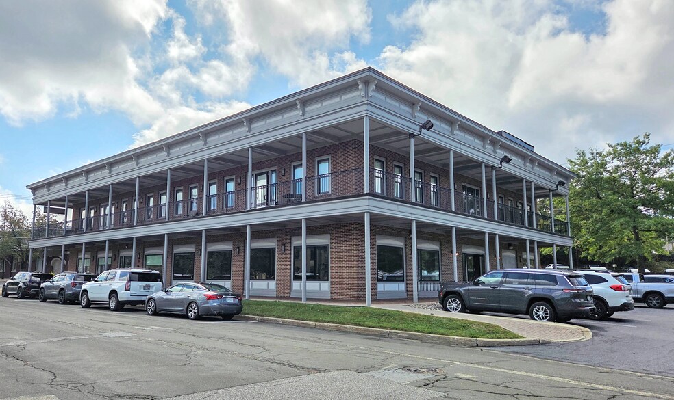 More Photos Of 117 Grand St, Goshen Office For Sale
