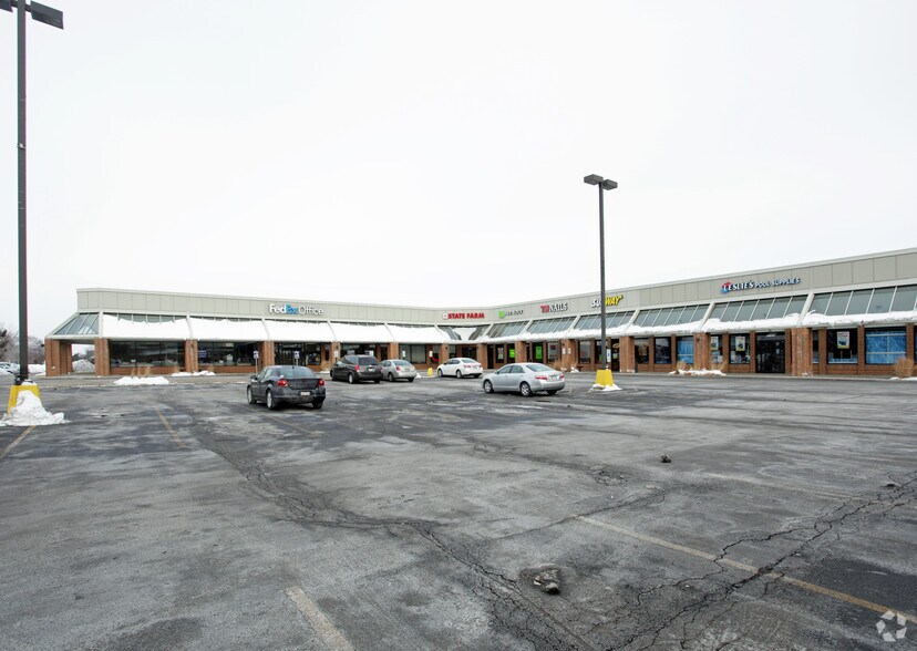 More Photos Of 357-369 W Army Trail Rd, Bloomingdale Unknown For Lease