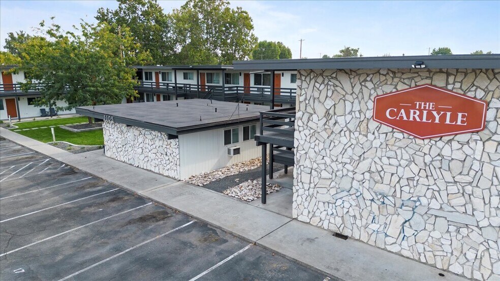 More Photos Of 2105 Pullen St, Richland Apartments For Sale