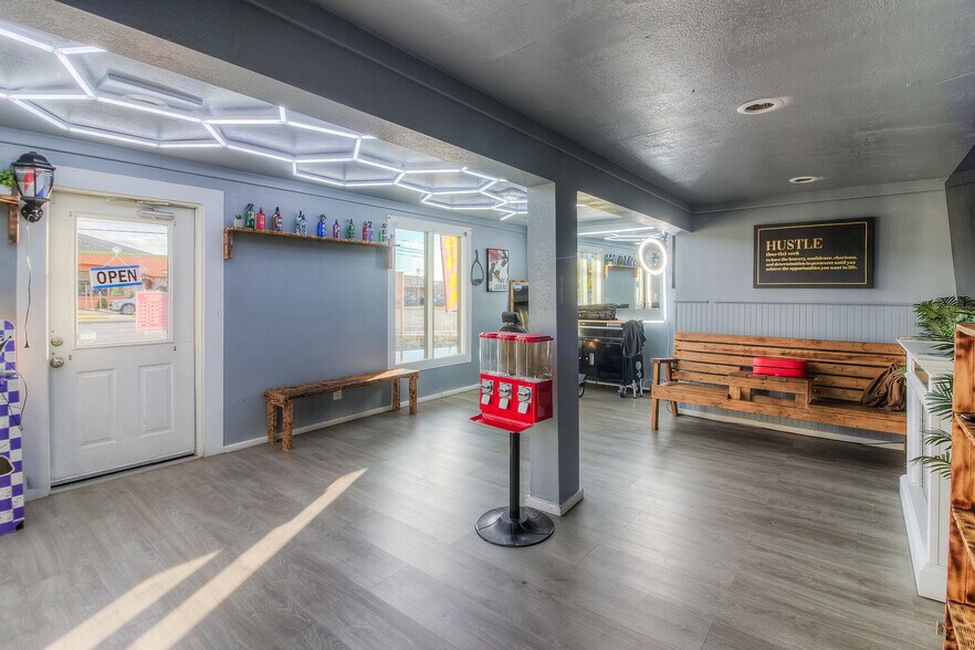 More Photos Of 4813 Tieton Dr, Yakima Storefront Retail Office For Sale