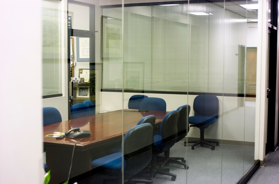 More Photos Of 2600 Weaver Rd, Macon-Bibb Unknown For Lease