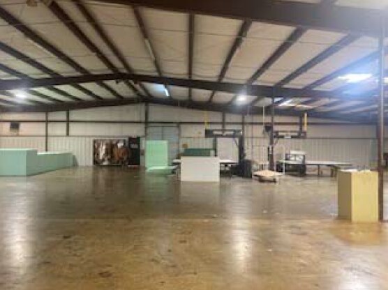 More Photos Of 471 County Road 740, Dumas Warehouse For Lease
