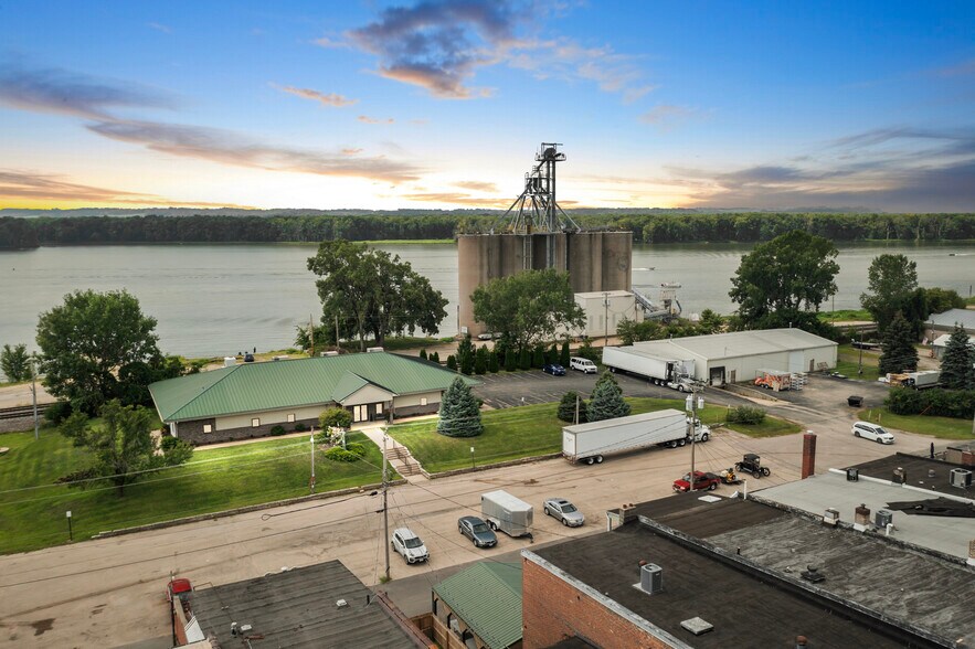 Primary Photo Of , Savanna Unknown For Sale