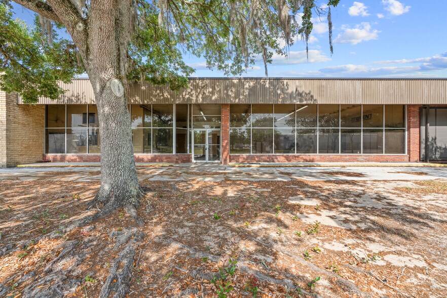 More Photos Of 1118 N Magnolia Ave, Ocala Warehouse For Sale