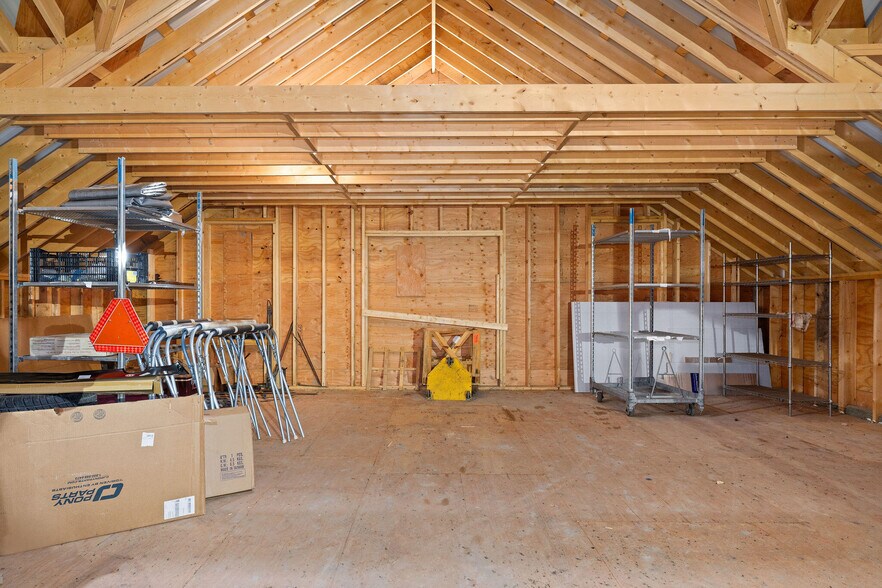 More Photos Of 1502 NY-22, Essex Restaurant For Sale