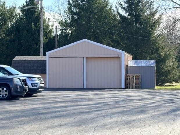 More Photos Of 1601-1609 E M-36, Pinckney Apartments For Sale