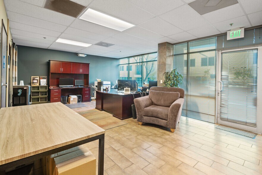 More Photos Of 28534-28536 Constellation Rd, Valencia Warehouse For Sale