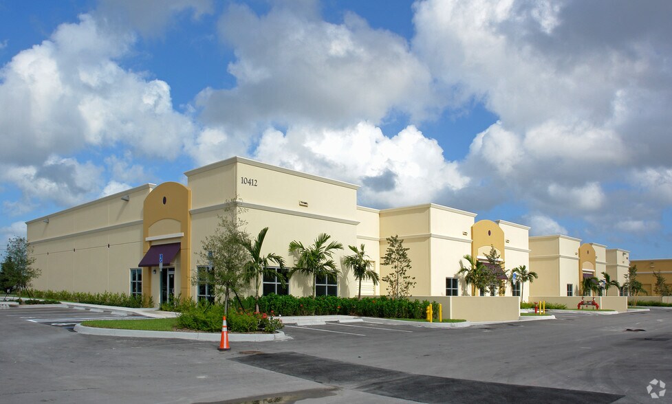 Primary Photo Of 10412 W State Road 84, Fort Lauderdale Warehouse For Lease