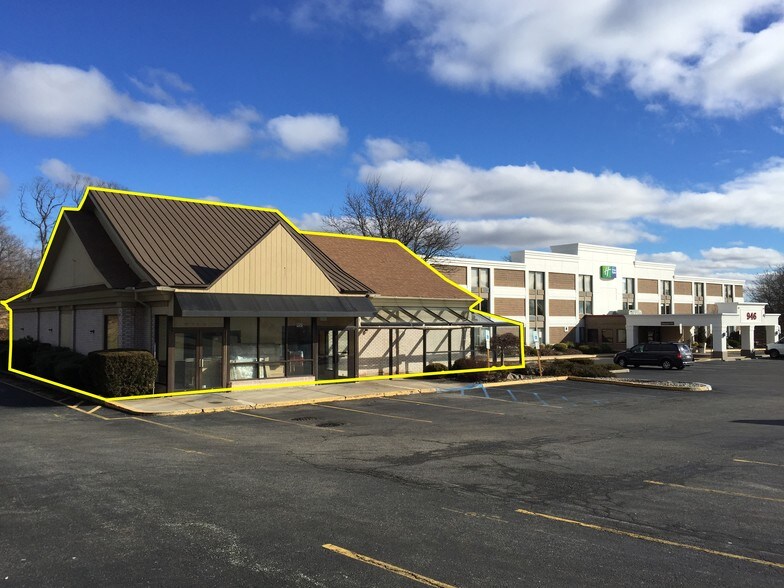 More Photos Of 950 State Rt 17, Ramsey Freestanding For Lease