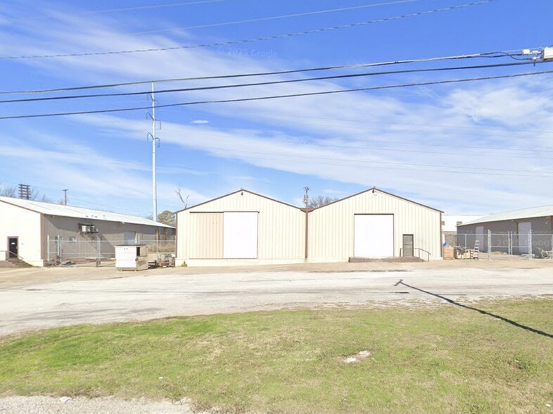 Primary Photo Of 5709 Hart St, Fort Worth Warehouse For Lease