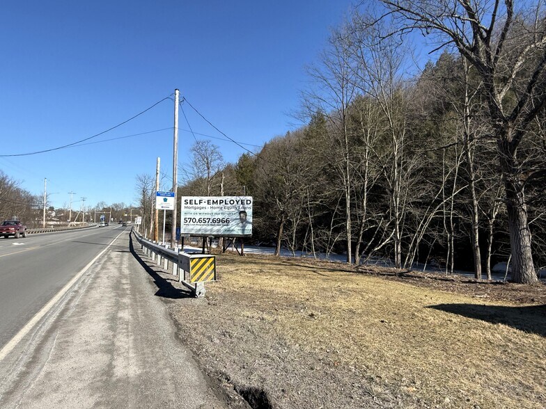 More Photos Of 583 Blakeslee Boulevard Dr E, Lehighton Office For Sale