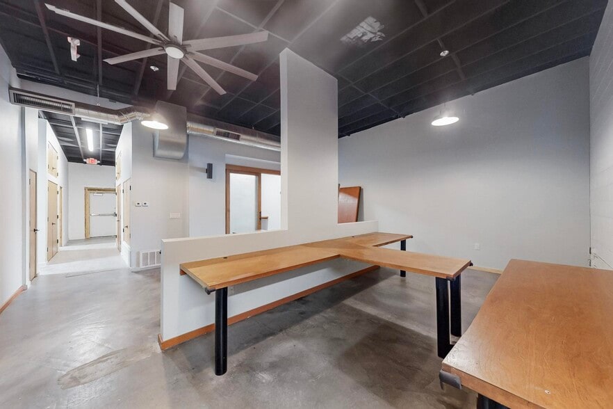 More Photos Of 314 El Pueblo Rd NW, Albuquerque Warehouse For Lease