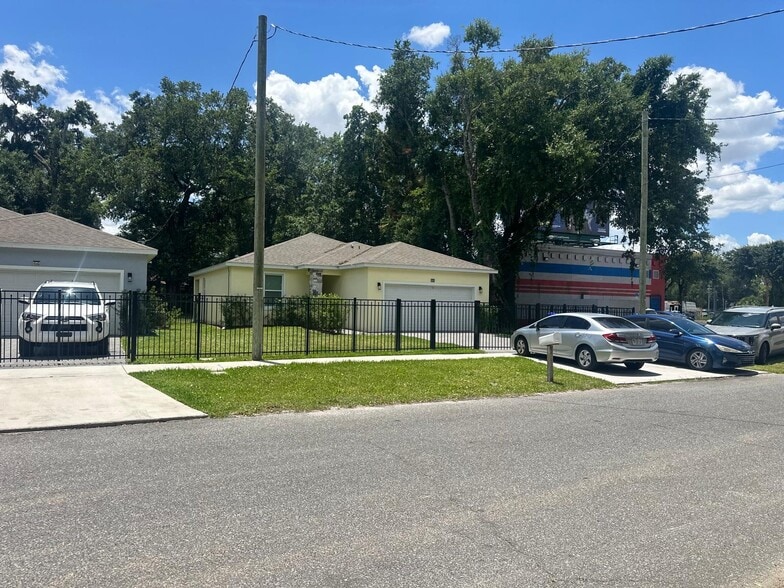 More Photos Of , Orlando Specialty For Sale