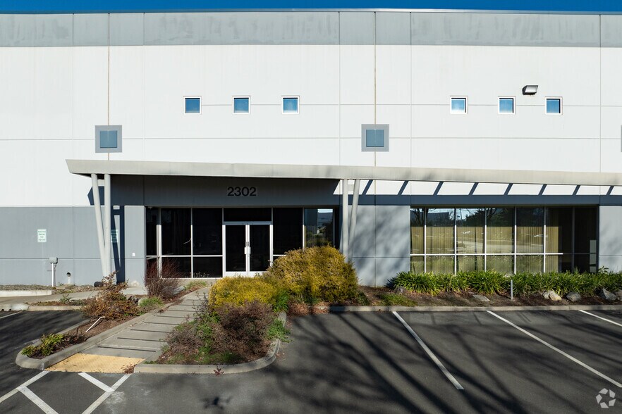 More Photos Of 2302 Courage Dr, Fairfield Manufacturing For Lease