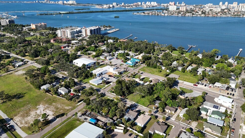 More Photos Of 604 Palm Bluff St N, Clearwater Warehouse For Sale