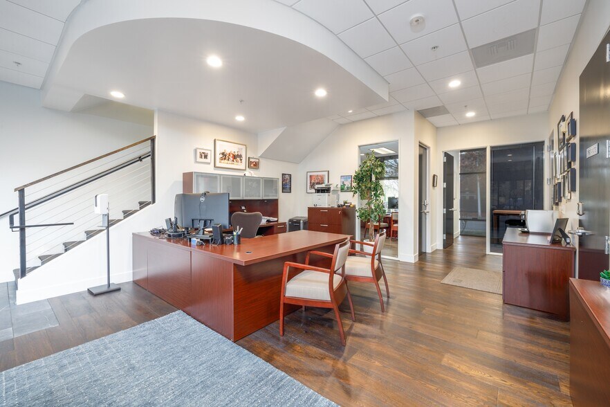 More Photos Of 105-175 Foss Creek Cir, Healdsburg Medical For Lease