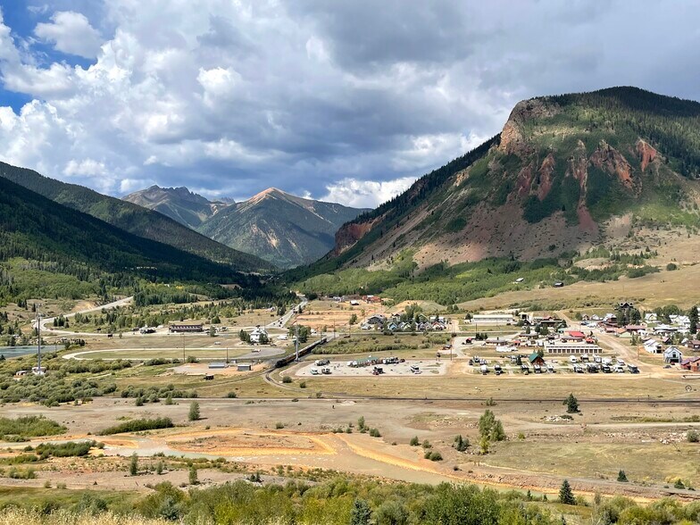 More Photos Of TBD 5th and Reese St, Silverton Land For Sale