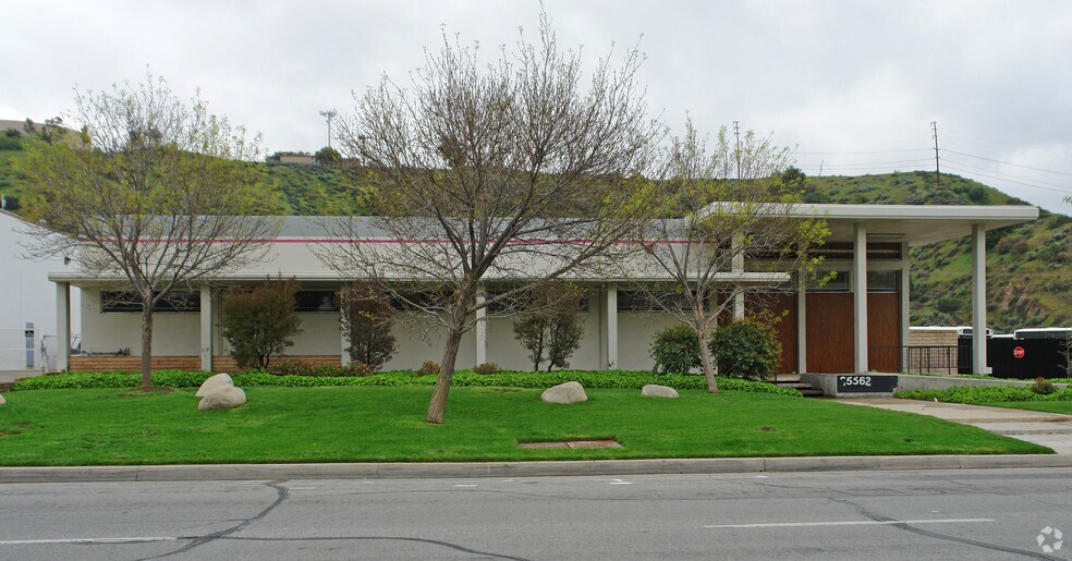 More Photos Of 25562 Avenue Stanford, Valencia Manufacturing For Lease