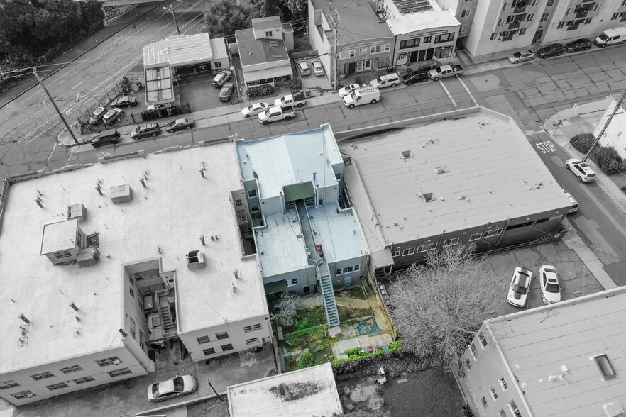 More Photos Of 1478 MacArthur Blvd, Oakland Apartments For Sale