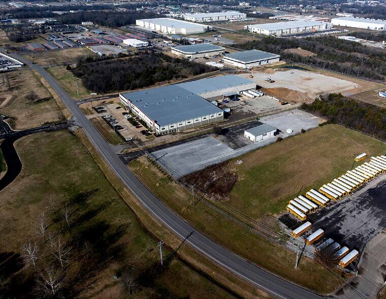 Primary Photo Of 333 Maddox Simpson Pky, Lebanon Contractor Storage Yard For Lease