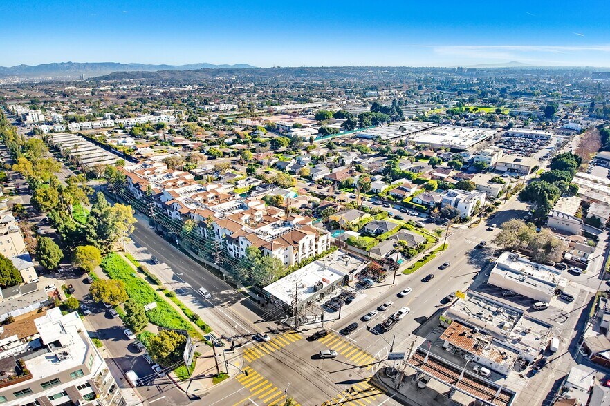 More Photos Of 4500-4506 Inglewood Blvd, Los Angeles Storefront For Lease