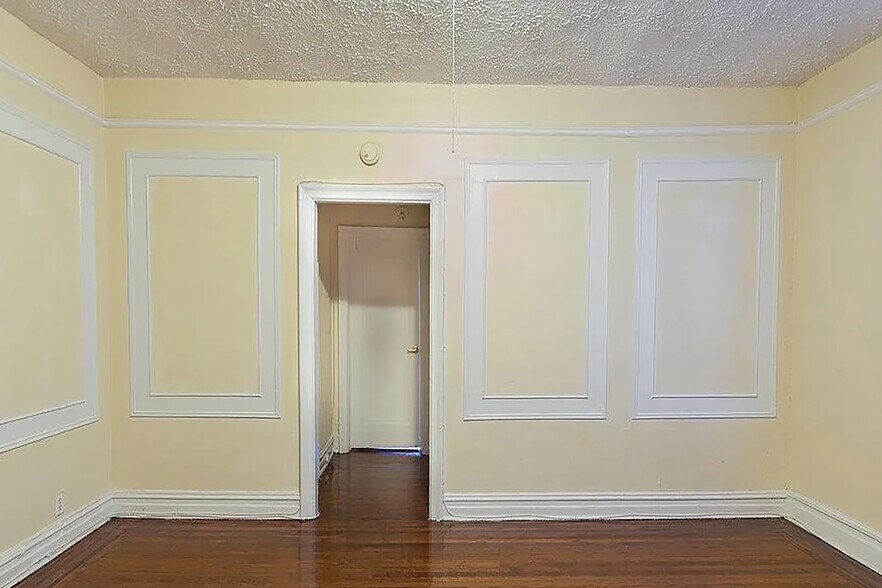 More Photos Of 1116-1120 Anna St, Elizabeth Apartments For Sale