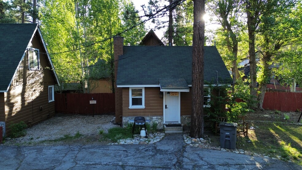 More Photos Of 39372 Big Bear Blvd, Big Bear Lake Hotel For Sale