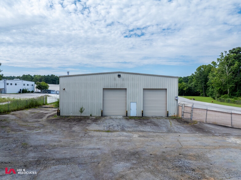 More Photos Of 6523 Marbut Rd, Lithonia Industrial For Lease