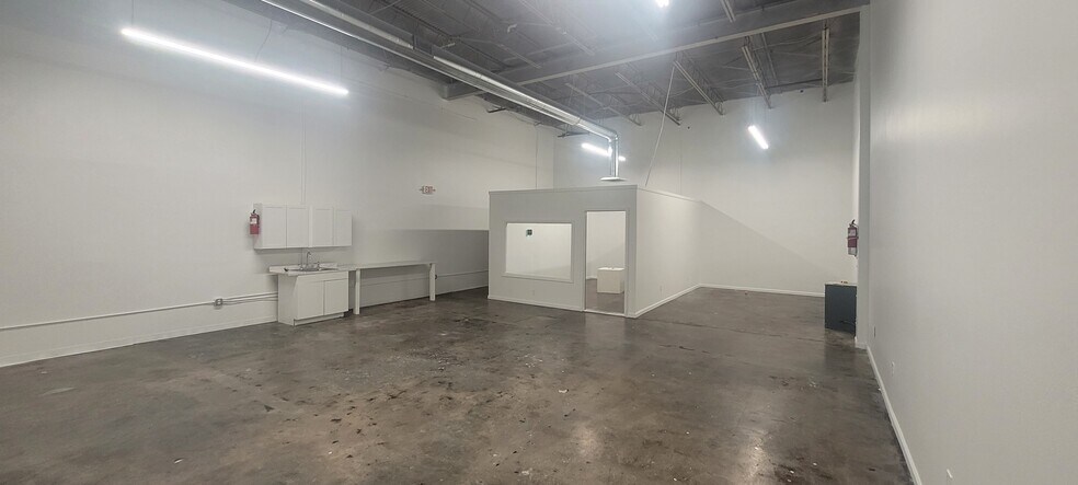 More Photos Of 800 Lambert Dr NE, Atlanta Loft Creative Space For Lease