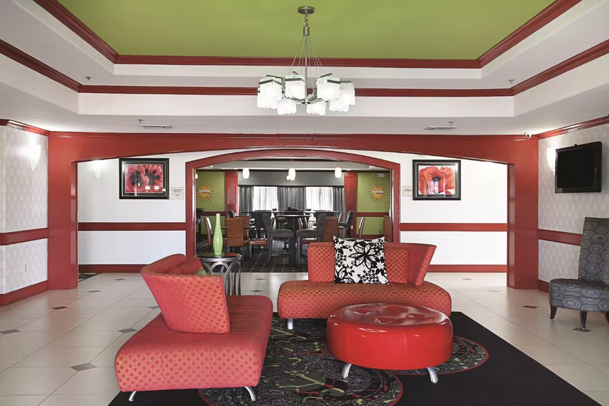 More Photos Of 1000 Dowdy Ferry Rd, Hutchins Hotel For Sale