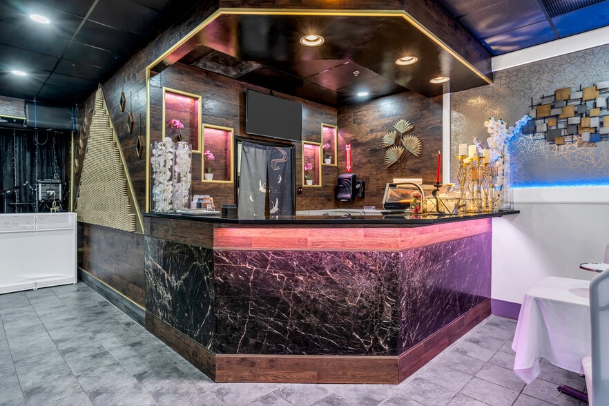 More Photos Of 357 Highway 9, Manalapan Township Storefront For Sale