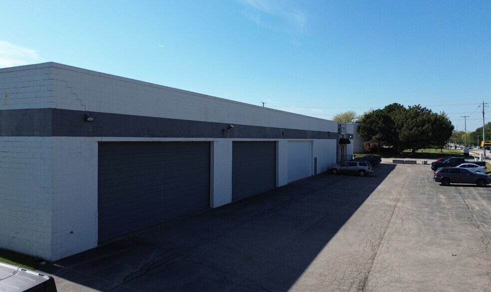 More Photos Of 6555 W Mill Rd, Milwaukee Industrial For Sale