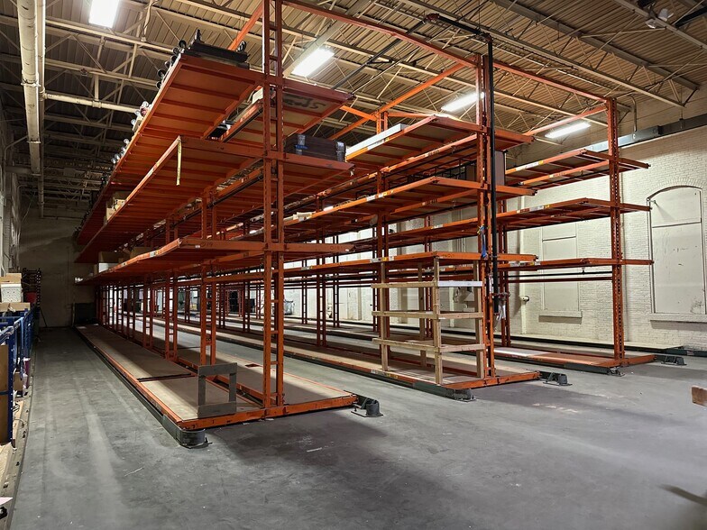 More Photos Of 725 Southbridge St, Worcester Warehouse For Lease