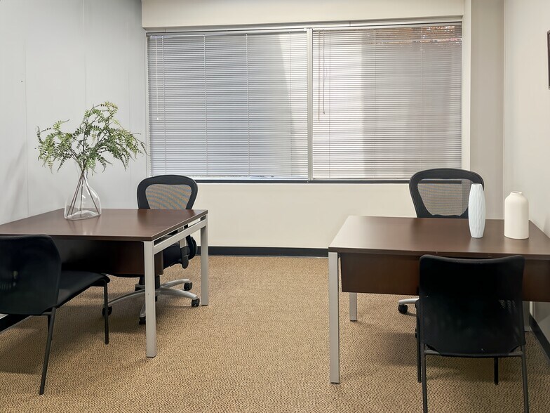More Photos Of 4900 California Ave, Bakersfield Coworking Space