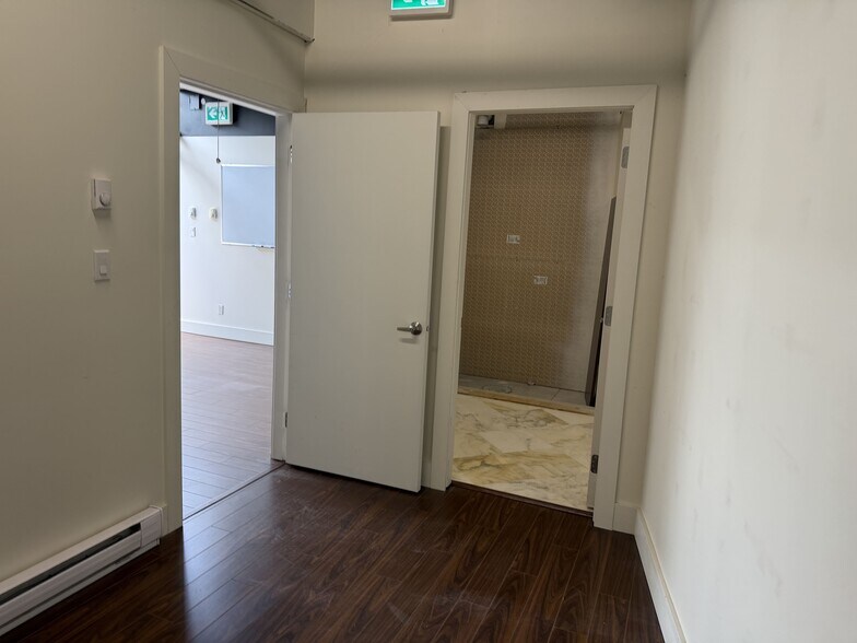 More Photos Of 9059-9079 Shaughnessy St, Vancouver Warehouse For Sale