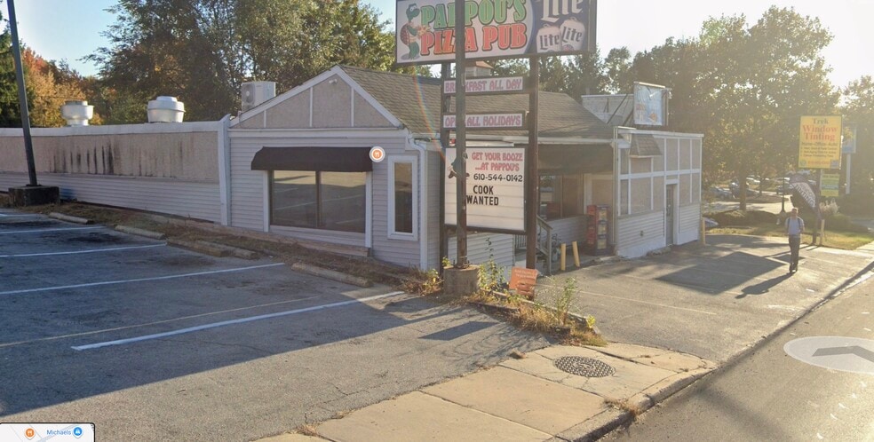 More Photos Of 415 Baltimore Pike, Morton General Retail For Sale