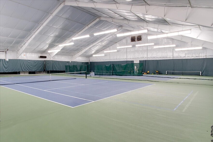 More Photos Of 5216 Renn Rd, Frederick Flex For Sale