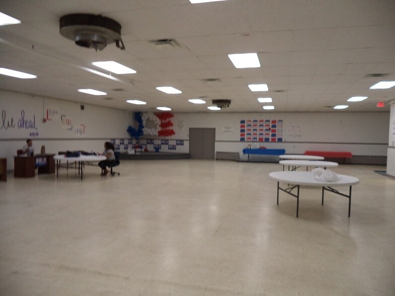 More Photos Of 35 W Brook St, Manchester Lodge Meeting Hall For Sale