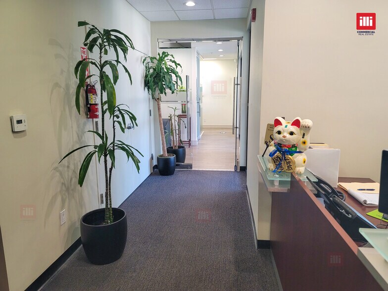 More Photos Of 1045 W Huntington Dr, Arcadia Bank For Lease