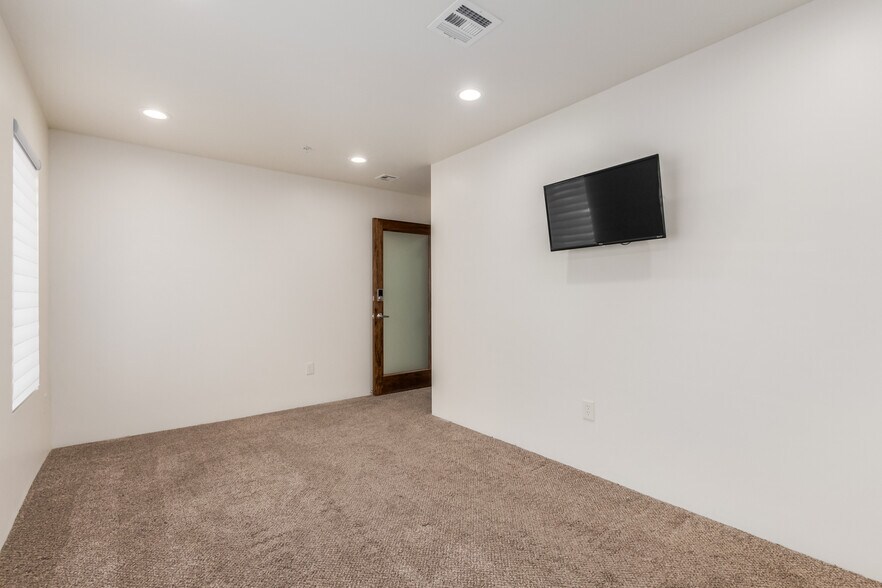 More Photos Of 4310 N 75th St, Scottsdale Office For Sale