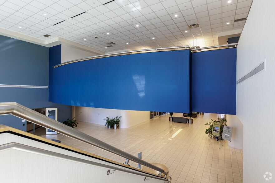 More Photos Of 4616 S US Highway 75, Denison Medical For Lease