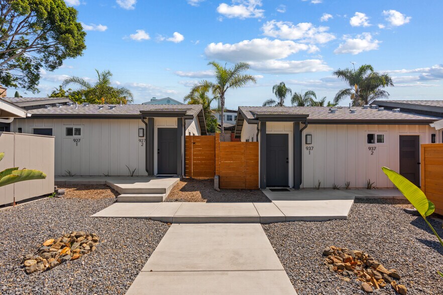 Primary Photo Of 921-937 Regal Rd, Encinitas Apartments For Sale